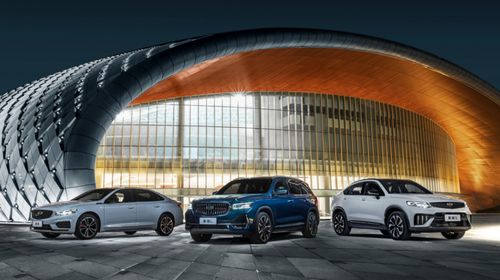 第3萬輛吉利星越L下線 超級智能黑燈工廠引領(lǐng)汽車制造新紀元